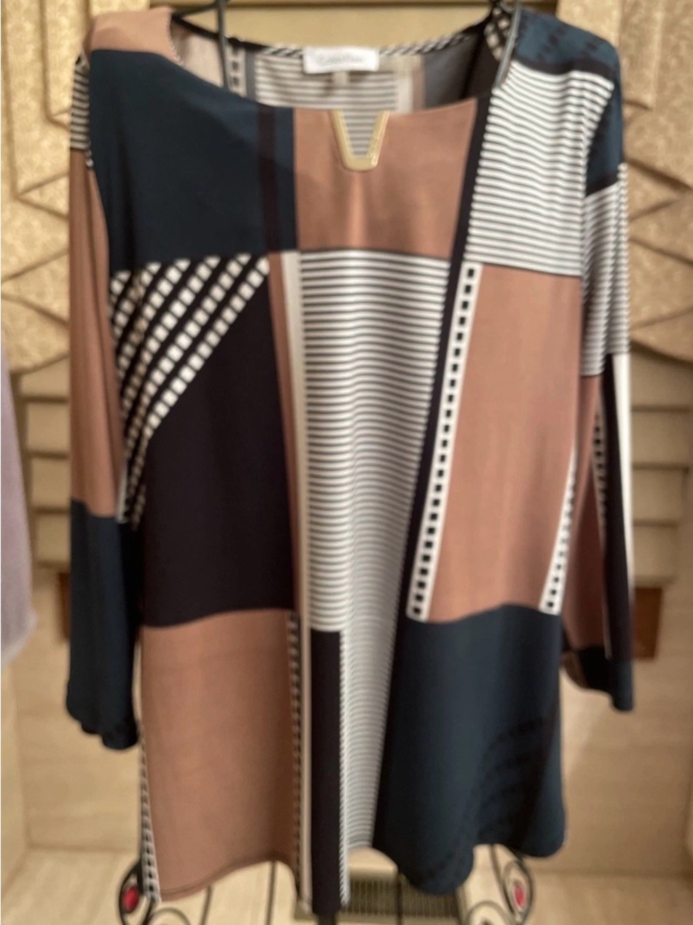 Calvin Klein Black/Cinnamon/Ivory Print Stretch Blouse With 3/4 Sleeves Size L